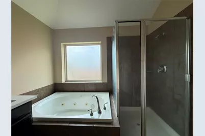 1711 Cadbury Castle Lane, Fresno, TX 77545 - Photo 19