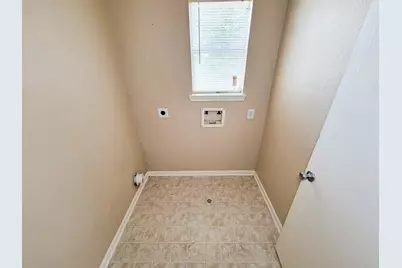 8106 Arrington Forest Lane, Humble, TX 77338 - Photo 39