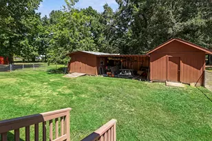 1104 County Rd 650, Dayton, TX 77535 - Photo 21