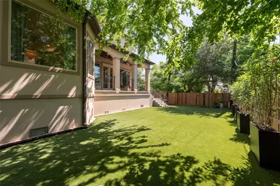 8011 Serenity Court, Houston, TX 77025 - Photo 29