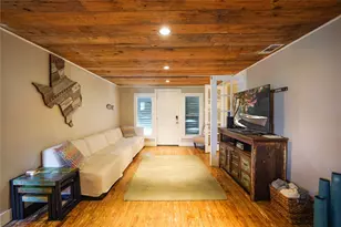 4003 Panola Dr, Galveston, TX 77554 - Photo 13