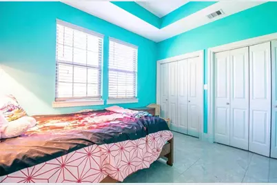 9233 Kentshire Drive, Houston, TX 77078 - Photo 11