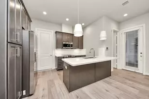 2319 Silva Park Ln, Houston, TX 77091 - Photo 3
