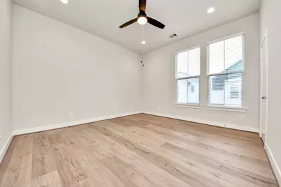2319 Silva Park Lane, Houston, TX 77091 - Photo 15