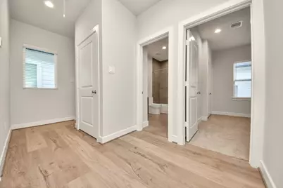 2319 Silva Park Lane, Houston, TX 77091 - Photo 13