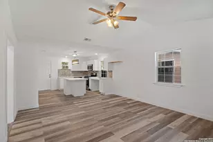 512 Vickers Ave, San Antonio, TX 78211 - Photo 5