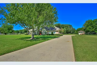 11461 Outpost Cove Drive, Willis, TX 77318 - Photo 3