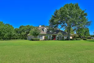 11461 Outpost Cove Dr, Willis, TX 77318 - Photo 5
