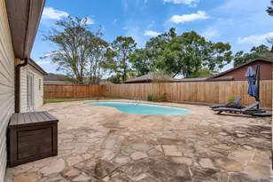 15703 Crestbrook Dr, Houston, TX 77059 - Photo 43