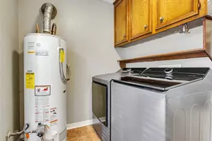 15703 Crestbrook Dr, Houston, TX 77059 - Photo 17