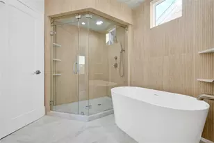 5439 Darling St, Houston, TX 77007 - Photo 25