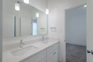 7609 Victory Reserve St, Houston, TX 77088 - Photo 21