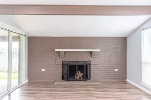 15510 Sierra Valle Dr, Houston, TX 77083 - Photo 9