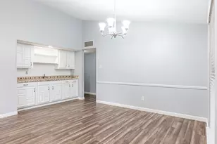 15510 Sierra Valle Dr, Houston, TX 77083 - Photo 11
