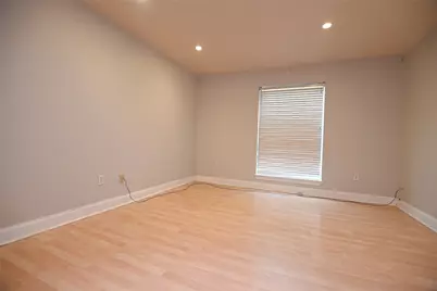 8423 Hearth Drive #2, Houston, TX 77054 - Photo 7