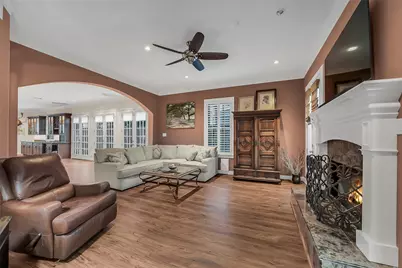 6317 Riverview Way, Houston, TX 77057 - Photo 3
