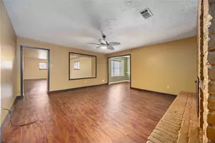 9707 Rapid River Ln, Houston, TX 77086 - Photo 5