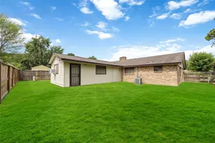 9707 Rapid River Ln, Houston, TX 77086 - Photo 23