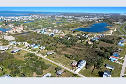 3901 Las Palmas, Galveston, TX 77554 - Photo 5