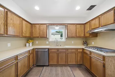 6134 Rena Street, Houston, TX 77092 - Photo 15