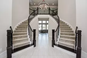 2106 Old Town Dr, Missouri City, TX 77459 - Photo 5