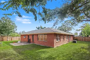1803 Sea Queen Ct, Houston, TX 77008 - Photo 5