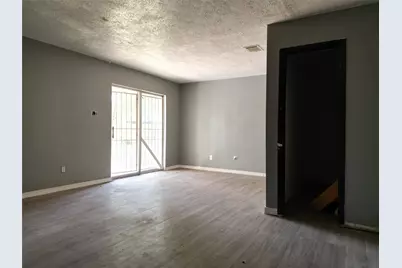 8006 White Swan Drive, Humble, TX 77396 - Photo 9