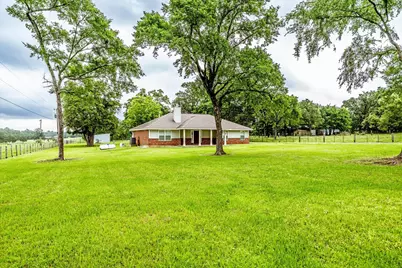 218 Rosenwall Road, Huntsville, TX 77320 - Photo 5