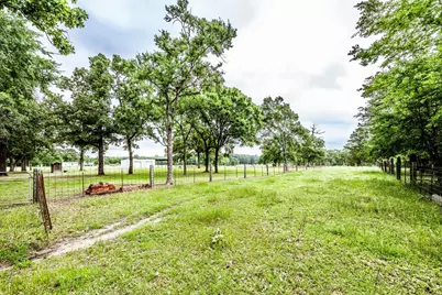 218 Rosenwall Road, Huntsville, TX 77320 - Photo 13