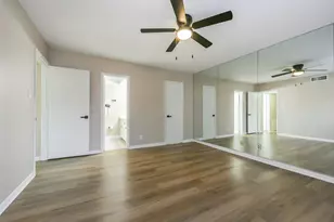 2824 Briarhurst Dr, Houston, TX 77057 - Photo 15