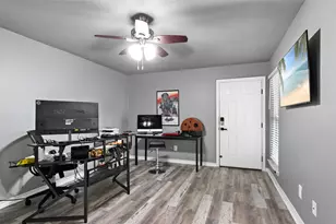 57 Hideaway Dr, Friendswood, TX 77546 - Photo 19