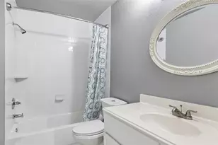 57 Hideaway Dr, Friendswood, TX 77546 - Photo 23