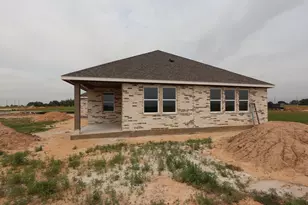 213 Dunovant Dr, Sealy, TX 77474 - Photo 11