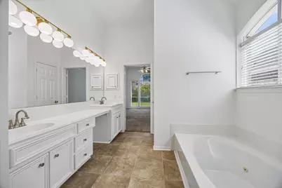 1207 Ellcreek Court, Sugar Land, TX 77479 - Photo 15