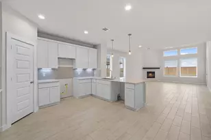 81 Shining Pt Dr, Waller, TX 77484 - Photo 3