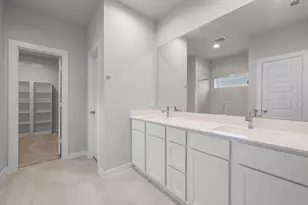 81 Shining Pt Dr, Waller, TX 77484 - Photo 11