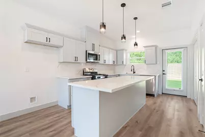 9913 Dipping Woods Street, Houston, TX 77076 - Photo 3