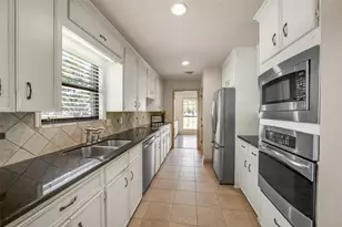 18120 County Rd 127, Pearland, TX 77581 - Photo 15
