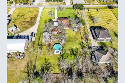 18120 County Road 127, Pearland, TX 77581 - Photo 45