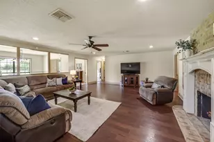 18120 County Rd 127, Pearland, TX 77581 - Photo 9