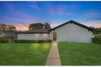 213 Westview Drive, Sealy, TX 77474 - Photo 1