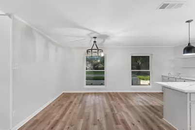 213 Westview Drive, Sealy, TX 77474 - Photo 11