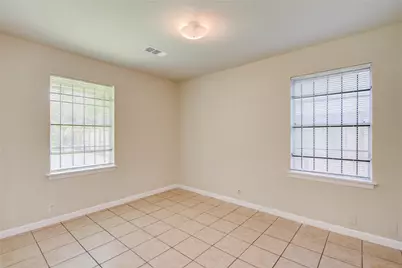 9526 Balsam Lane, Houston, TX 77078 - Photo 17