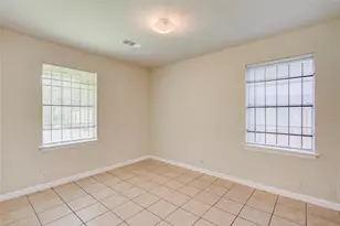 9526 Balsam Ln, Houston, TX 77078 - Photo 17