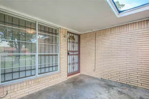 9526 Balsam Ln, Houston, TX 77078 - Photo 5