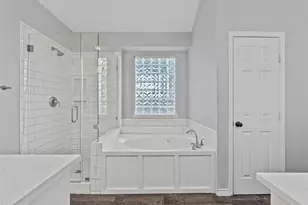 323 Colony Creek Dr, Dickinson, TX 77539 - Photo 27