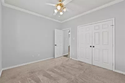 323 Colony Creek Drive, Dickinson, TX 77539 - Photo 33