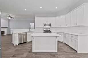 323 Colony Creek Dr, Dickinson, TX 77539 - Photo 21