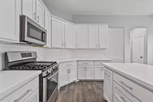 323 Colony Creek Dr, Dickinson, TX 77539 - Photo 19