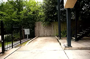 4402 Lillian St, Houston, TX 77007 - Photo 29